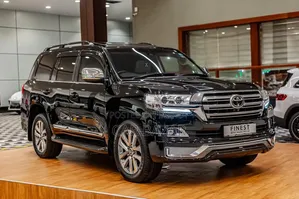 Toyota Land Cruiser 4.5 V8 VXR 2017 Black