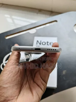ভিভো আইকিউওও জেড১০ টার্বো প্রো ২৫৬ জিবি সাদা