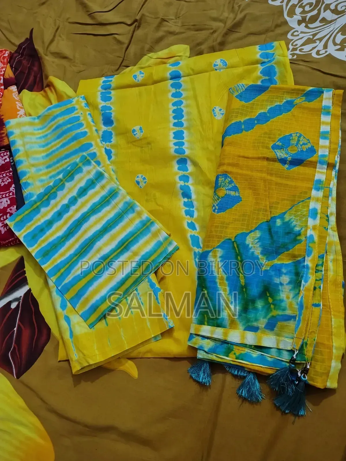 বাটিক থ্রি পিস
