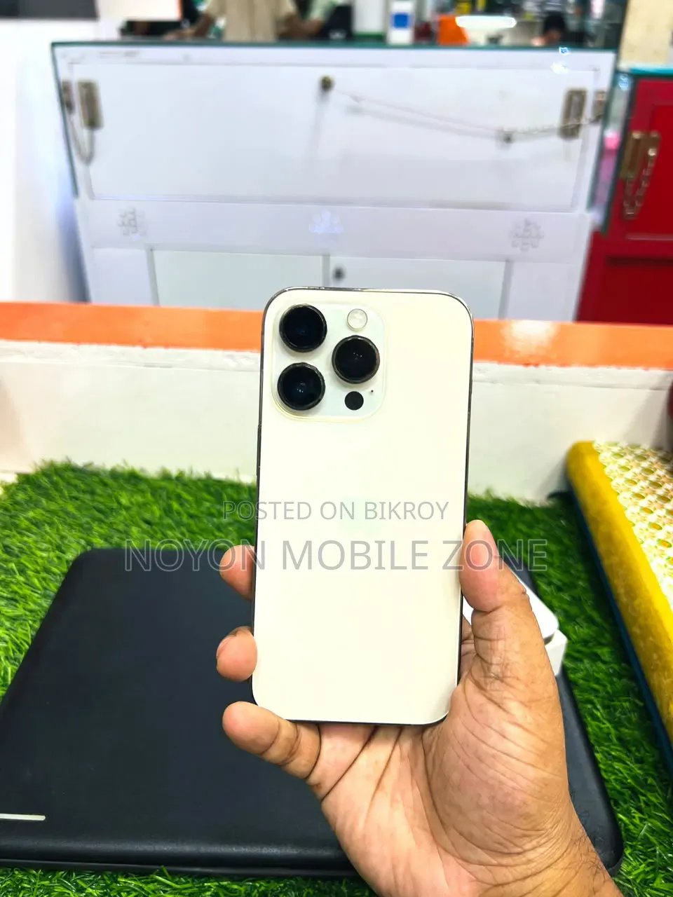 Apple iPhone 14 Pro 128 GB Gold