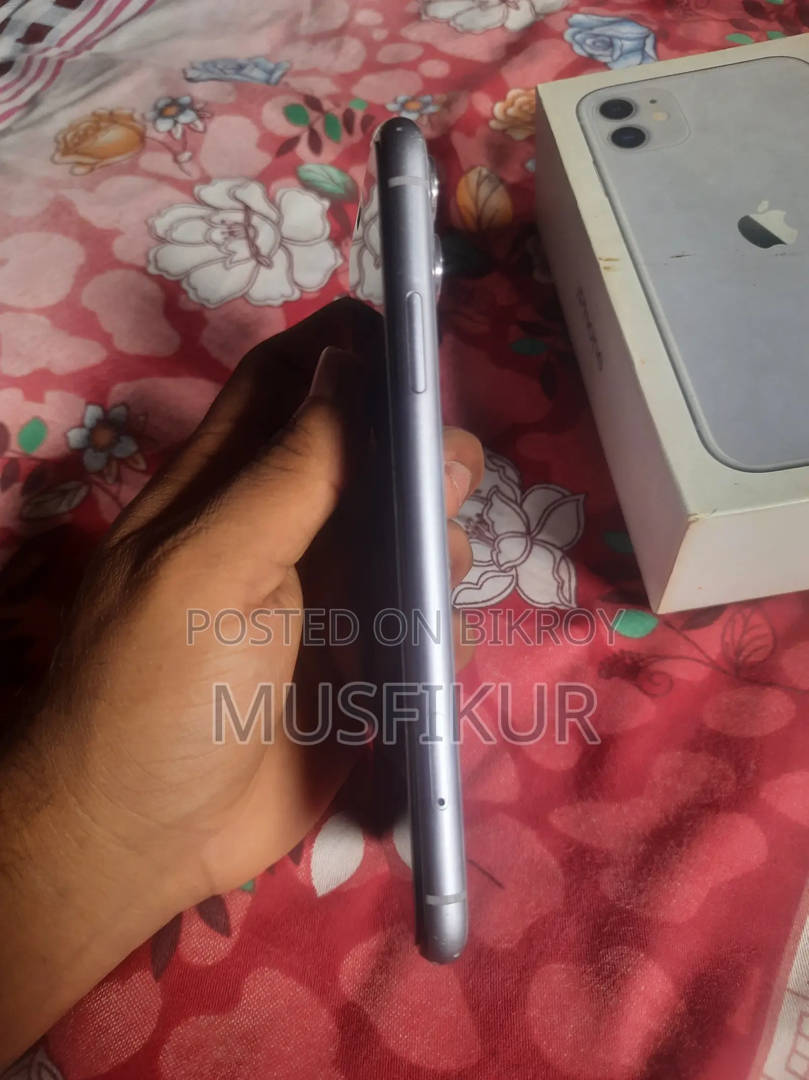 অ্যাপল আইফোন ১১ ৬৪ জিবি পার্পল