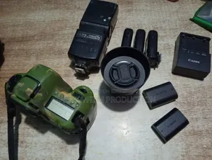 ক্যানন ৬ডি ক্যামেরা
