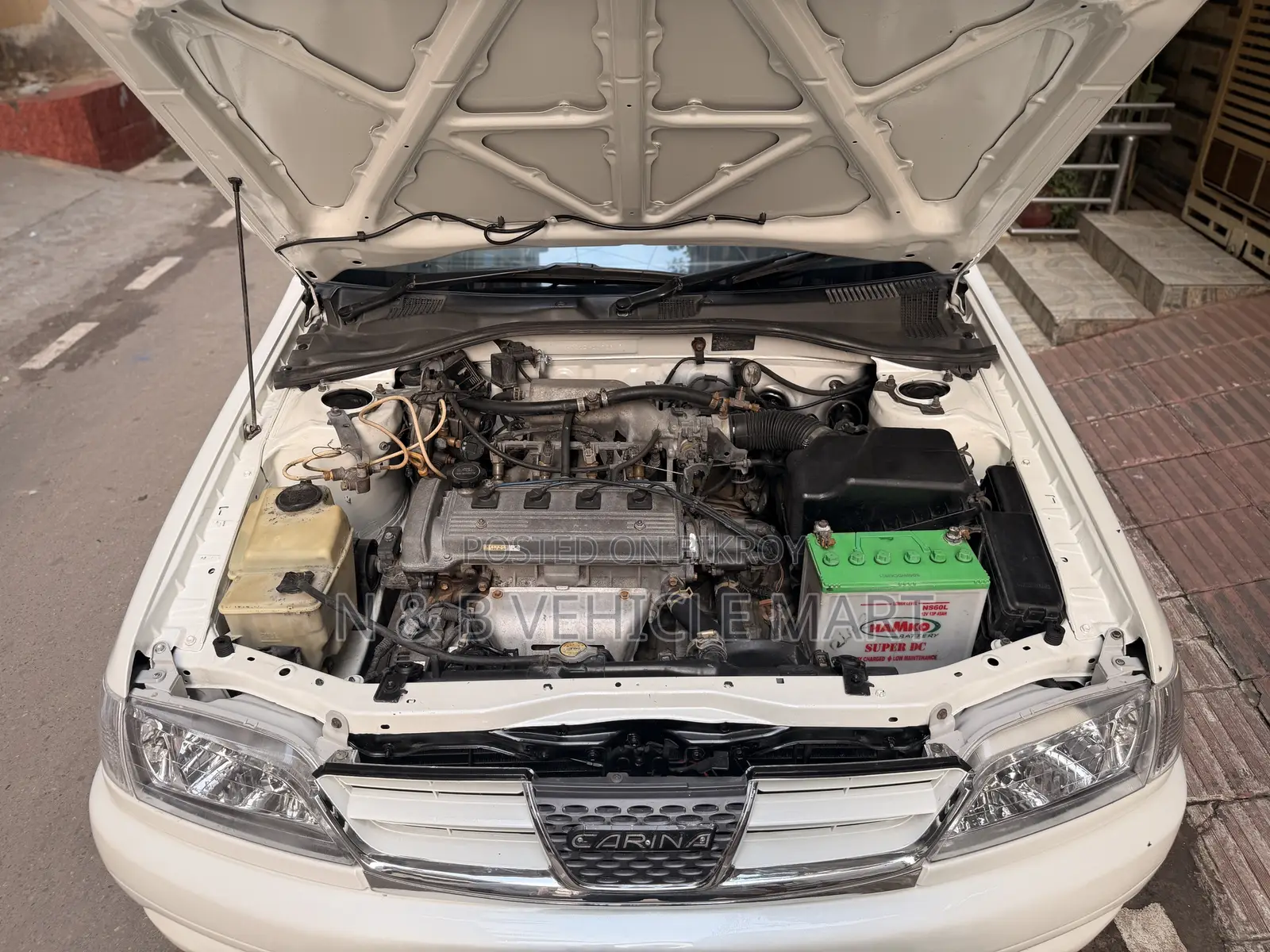 Toyota Carina 1.5 Front-Wheel Drive Sedan 2001 Pearl
