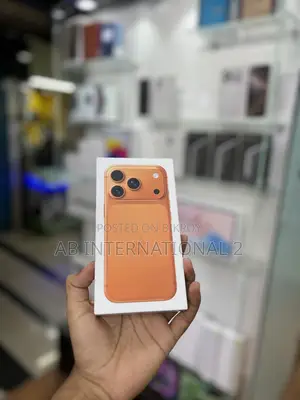 নতুন অ্যাপল আইফোন ১৭ প্রো ২৫৬ জিবি অরেঞ্জ