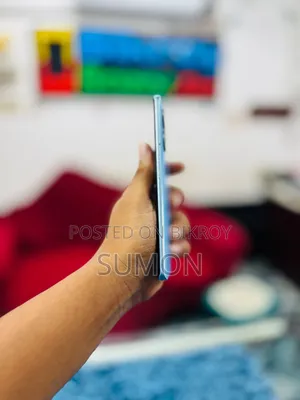 রিয়েলমি ১০ প্রো+ ১২৮ জিবি