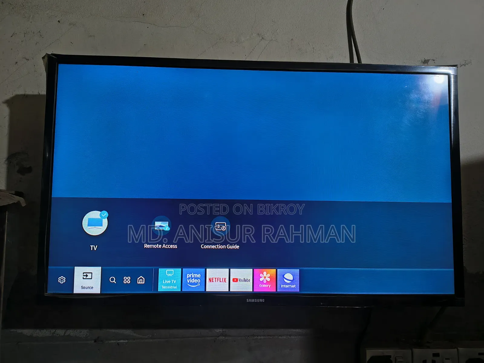 Samsung 32" Smart TV