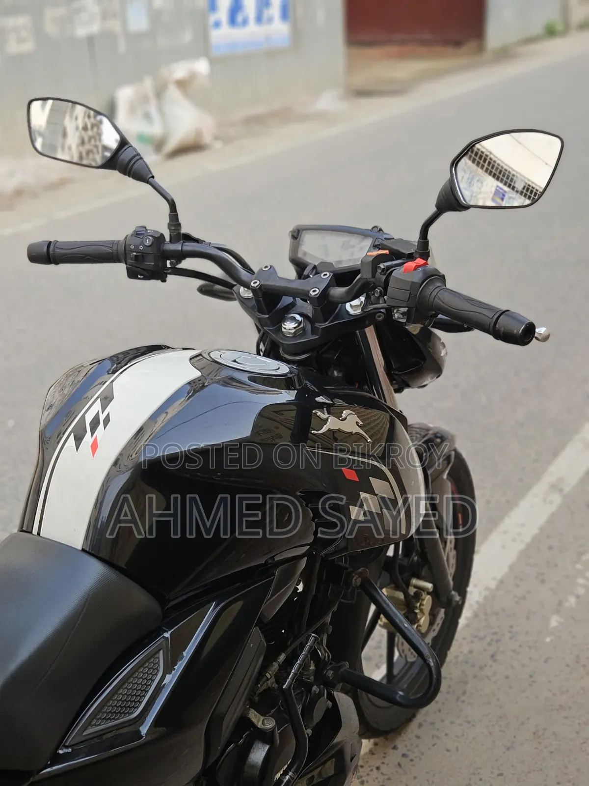 টিভিএস আপাচি আরটিআর ১৬০ ৪ভি ২০২২ ব্ল্যাক