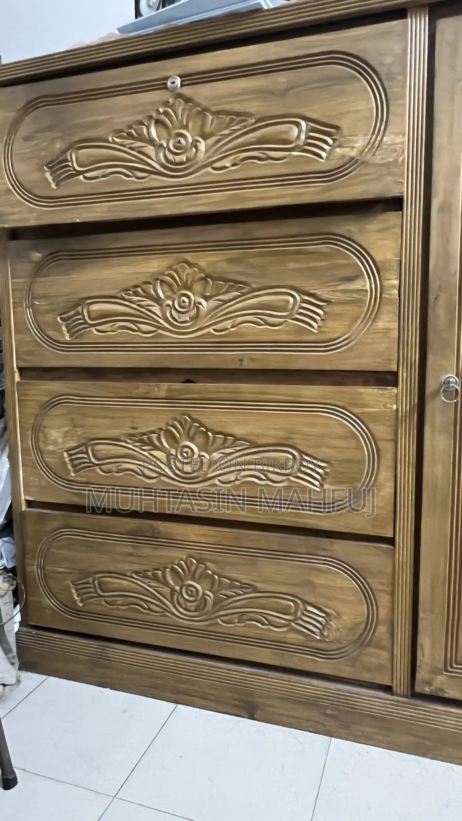 Wardrobe Made of Segun Wood (Teak Wood / সেগুন কাঠ)