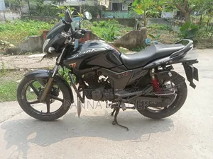 হিরো হাঙ্ক ২০১৫ কালো
