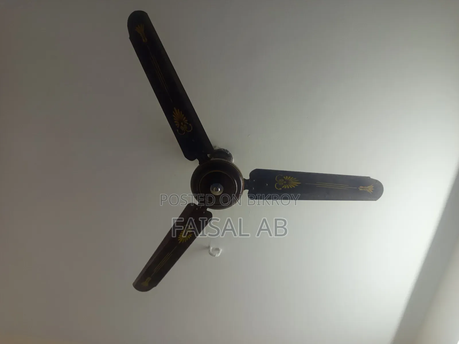 কোচিং  এর আসবাবপত্র