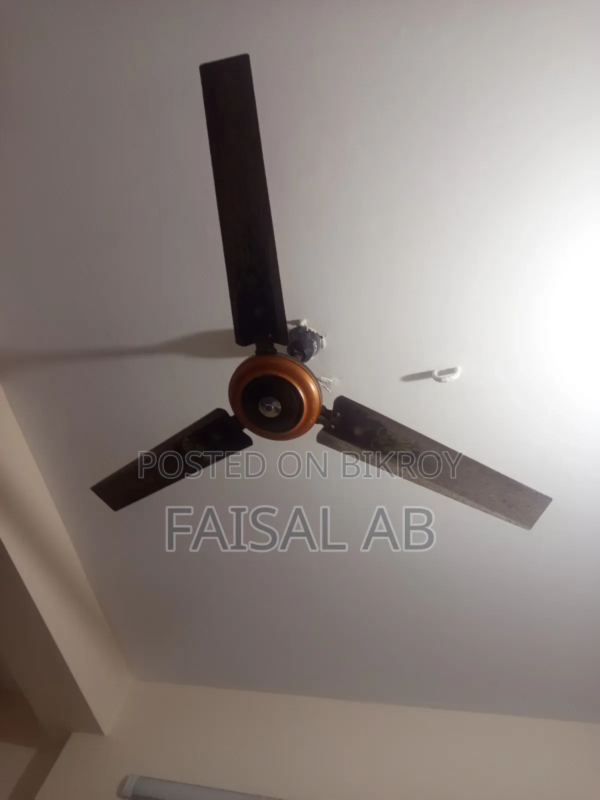 কোচিং  এর আসবাবপত্র