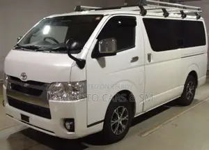 Toyota HiAce 2021 White