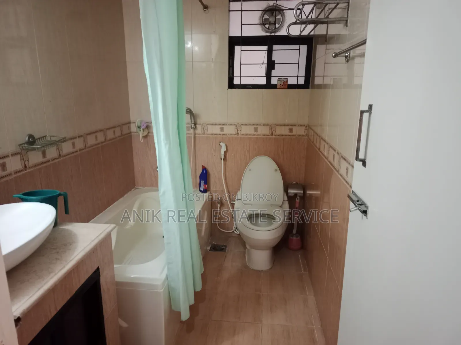 3 Bedroom Apartment in Anik Real Estate, Gulshan for rent