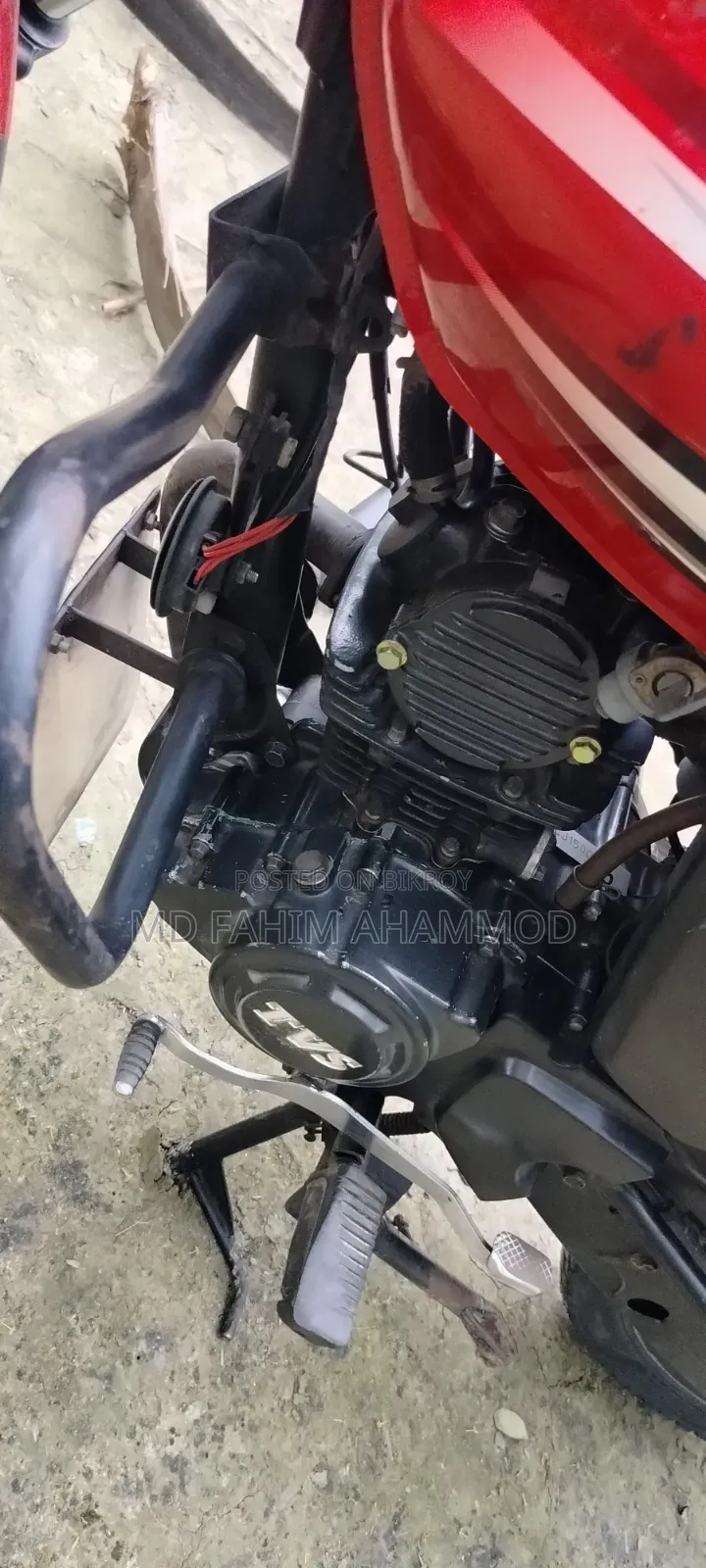 TVS Metro Plus 2018 Red
