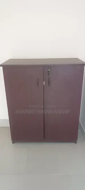 ব্যবহৃত জুতার র‍্যাক
