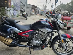হাওজুয়ে টিআর১৫০/এস ২০২১ কালো