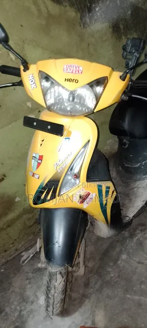 Hero Pleasure 2017 Yellow