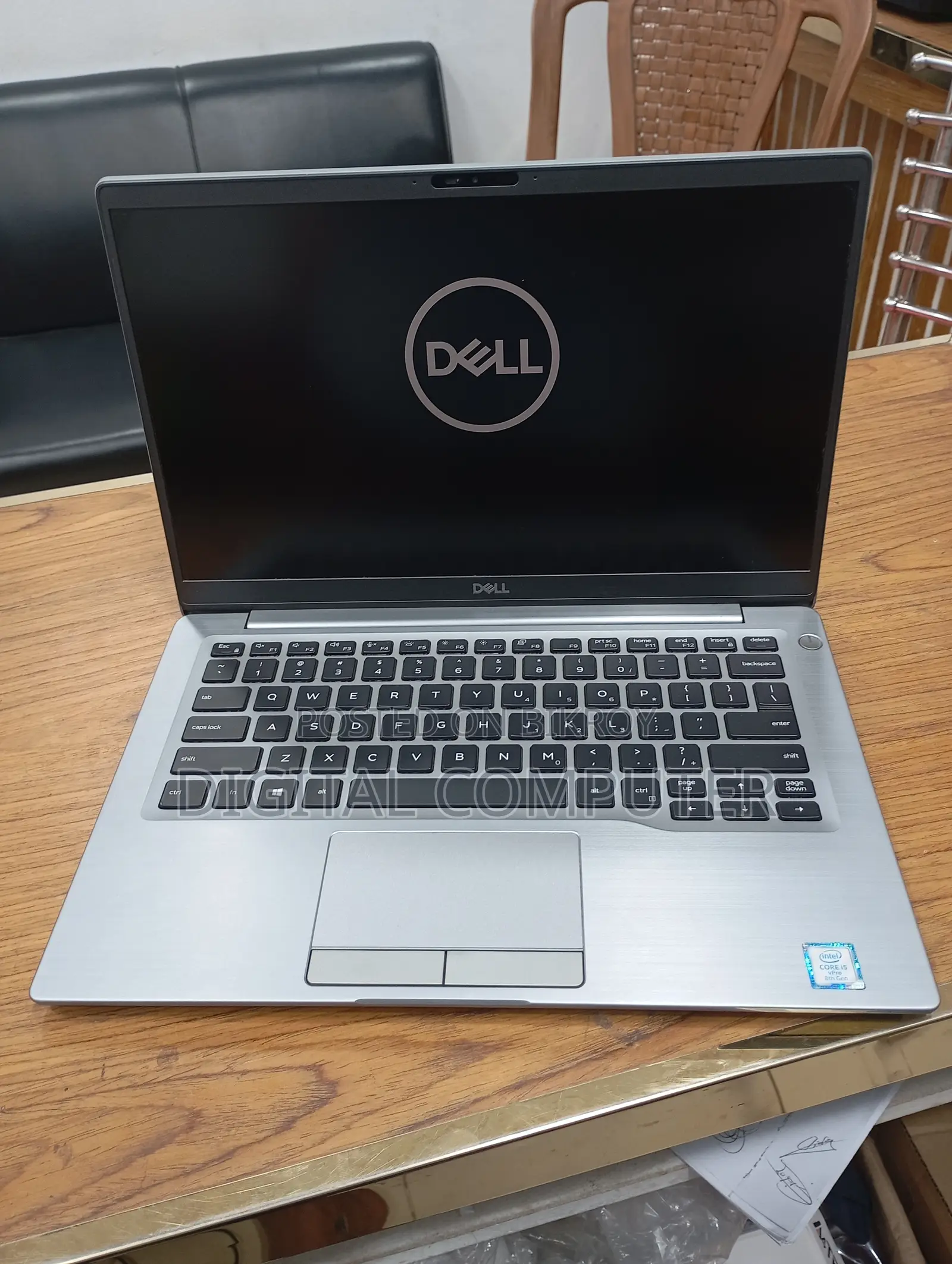 Laptop Dell Latitude 7400 8GB Intel Core i5 SSD 256GB