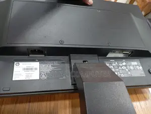 HP19 Inchi Full Fresh Monitor P204v