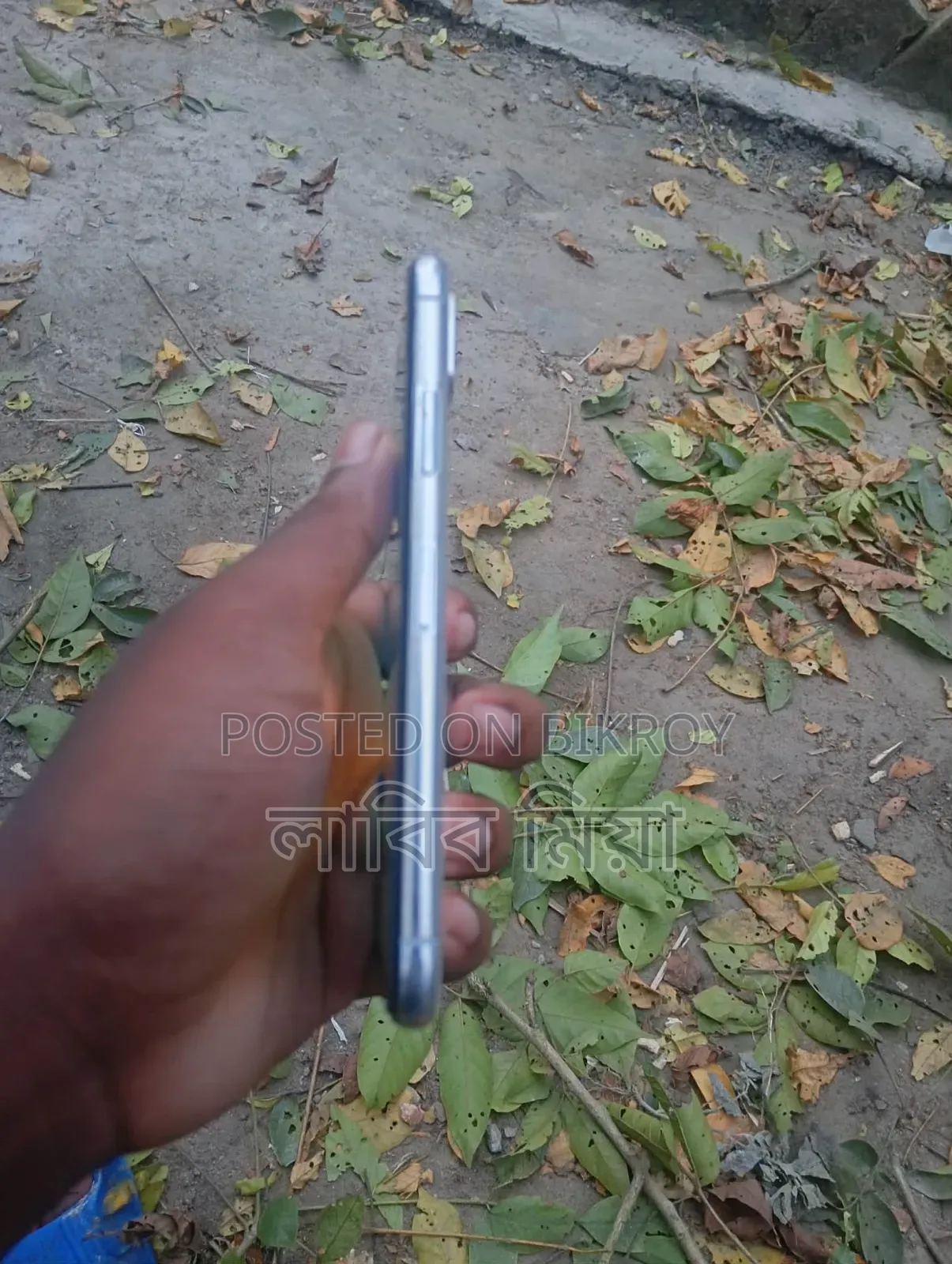 অ্যাপল আইফোন এক্স ৬৪ জিবি অরেঞ্জ