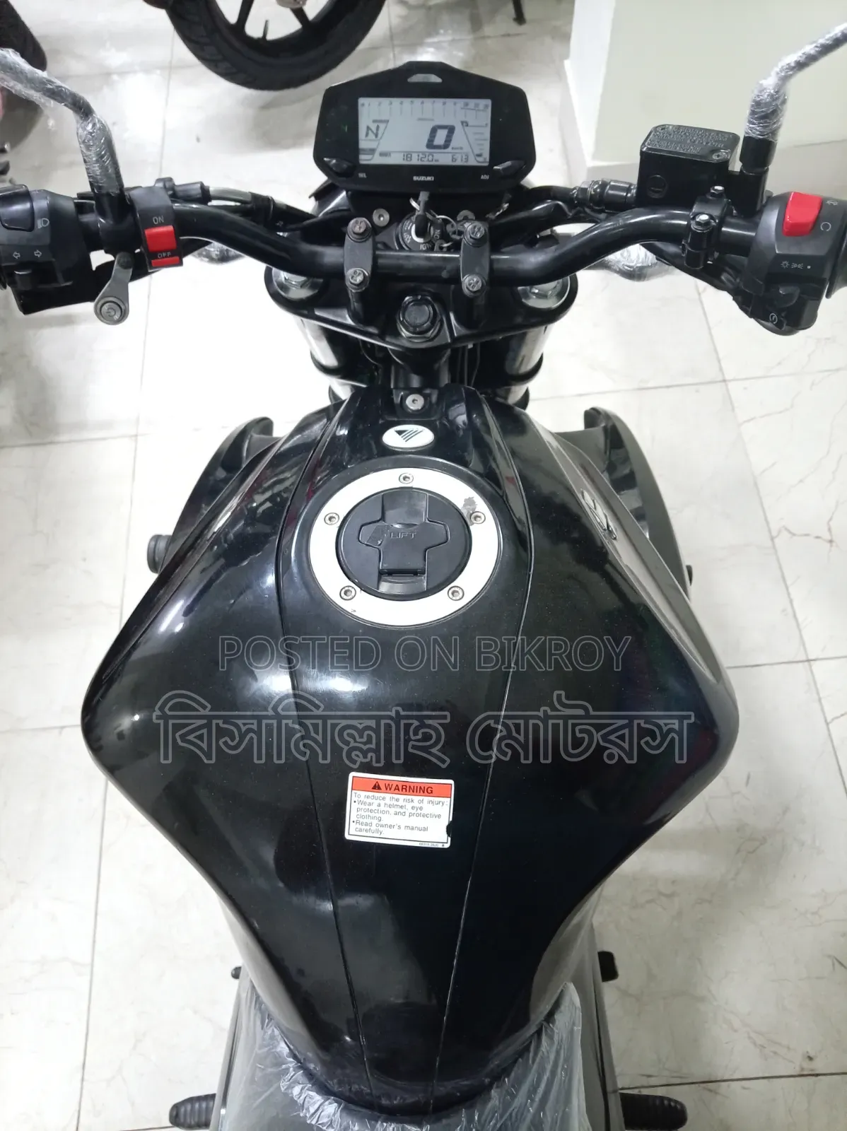 সুজুকি জিক্সার ২০২৬ ব্ল্যাক