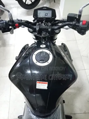 সুজুকি জিক্সার ২০২৬ ব্ল্যাক
