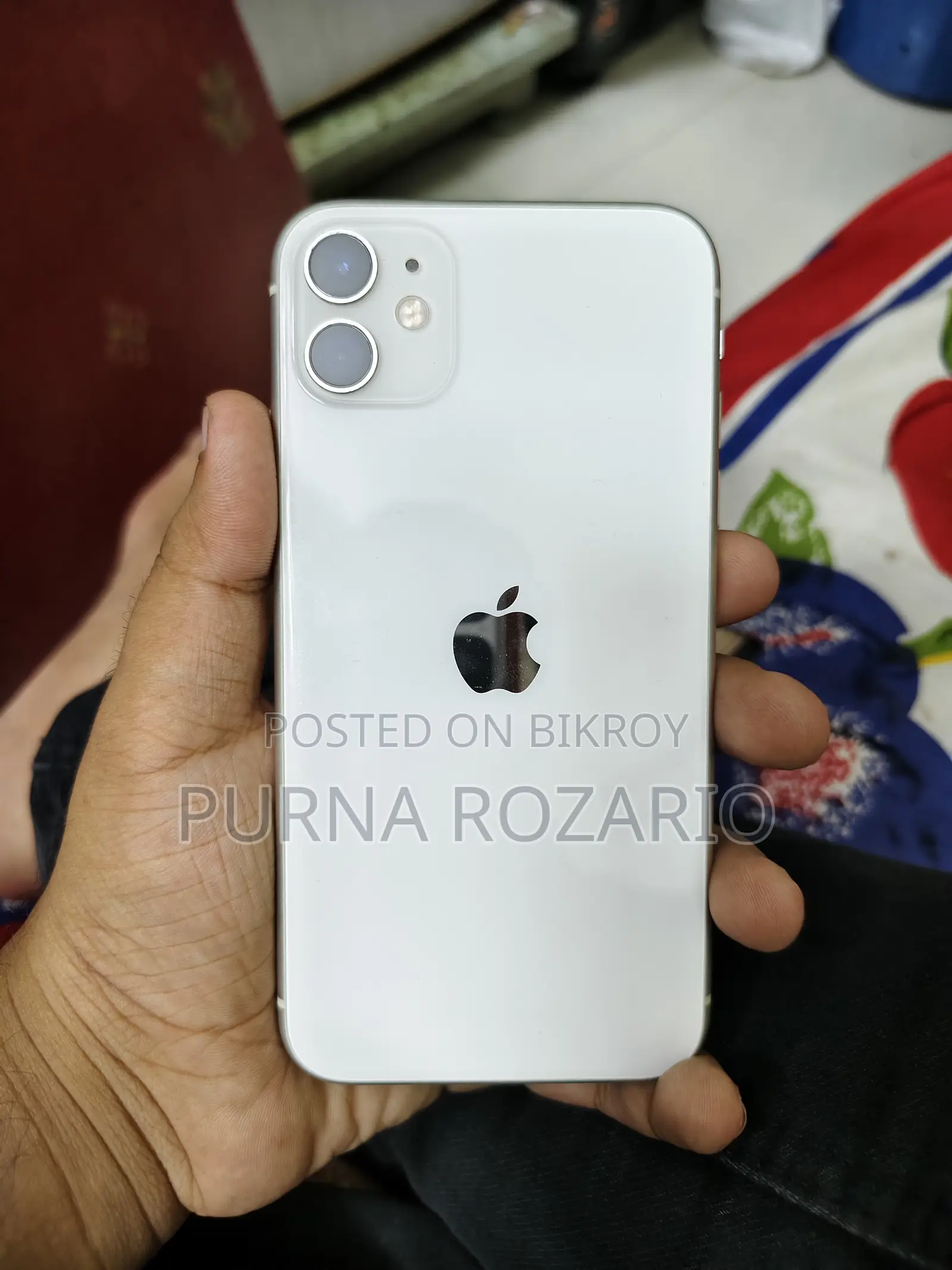New Apple iPhone 11 64 GB White