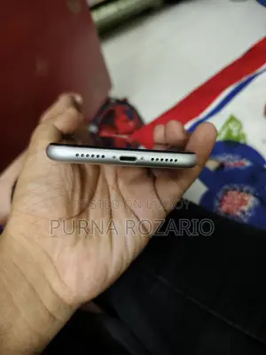 New Apple iPhone 11 64 GB White
