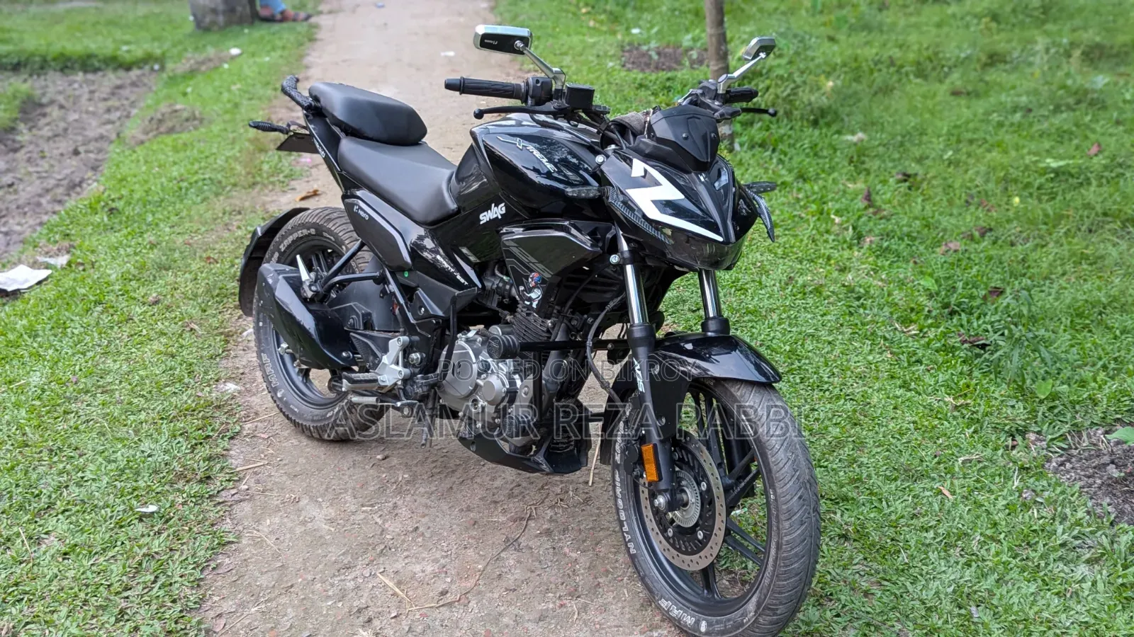 হিরো এক্সট্রিম ১২৫আর ২০২৪ কালো