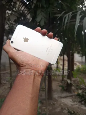 Apple iPhone 6s 64 GB Rose Gold