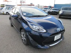 Toyota Aqua 2021 Pearl