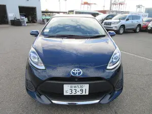 Toyota Aqua 2021 Pearl
