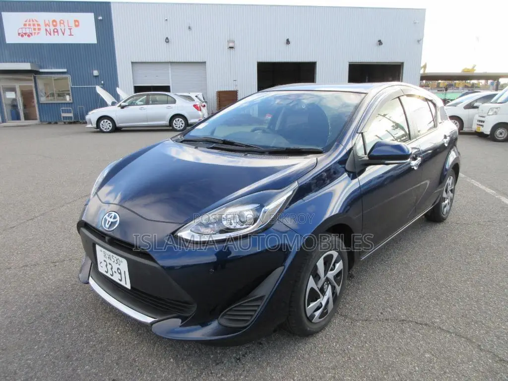 Toyota Aqua 2021 Pearl