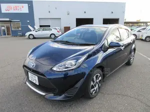 Toyota Aqua 2021 Pearl