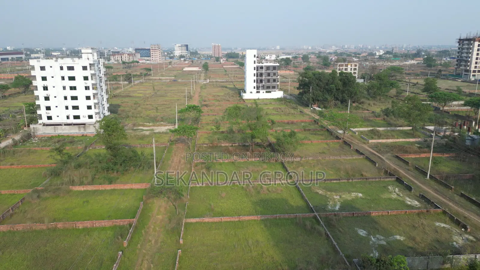 Close to Lake 5 Katha South Facing Plot at Block-N