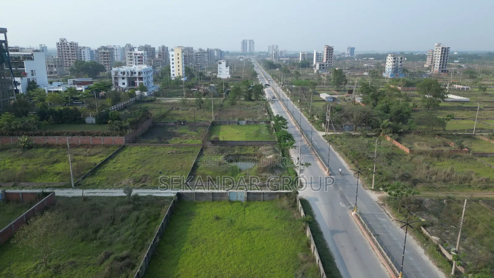 Close to Lake 5 Katha South Facing Plot at Block-N