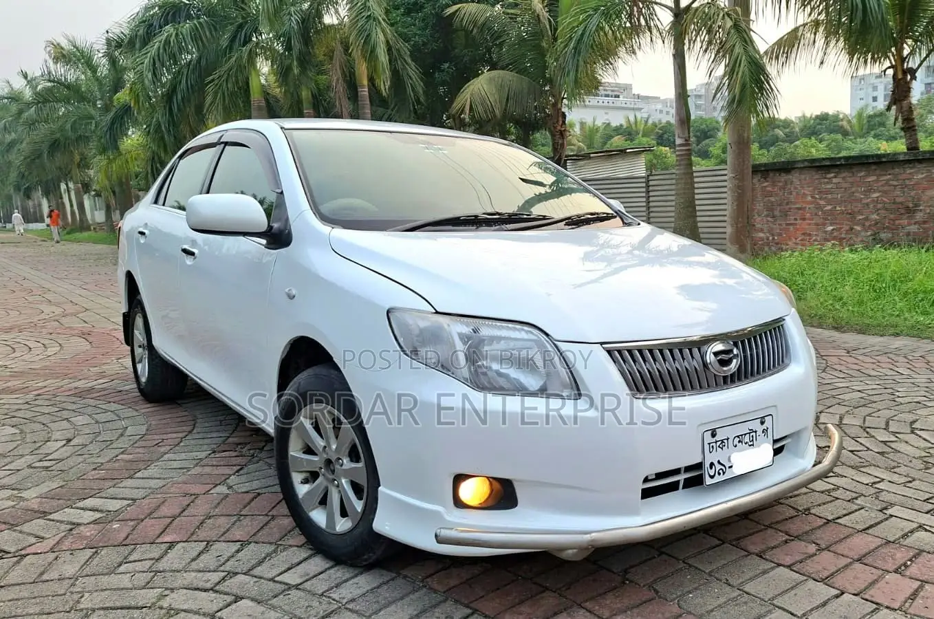 Toyota Axio 2010 White