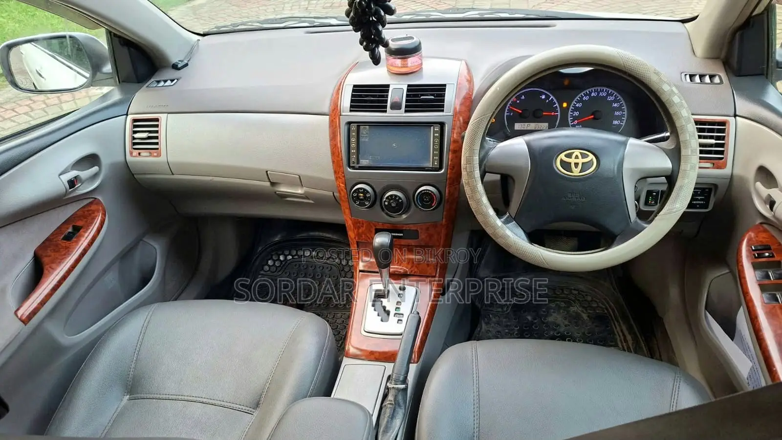 Toyota Axio 2010 White