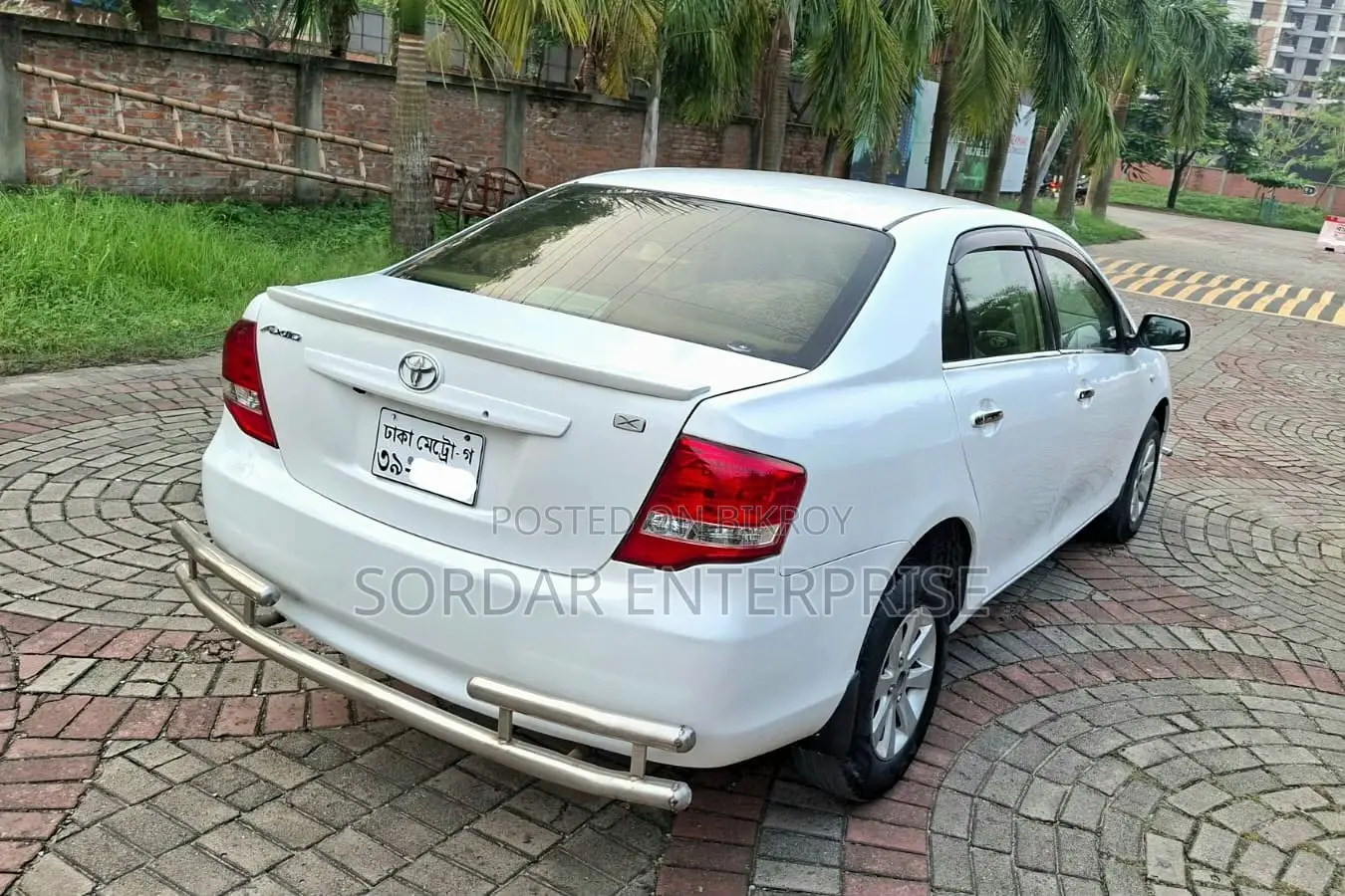 Toyota Axio 2010 White