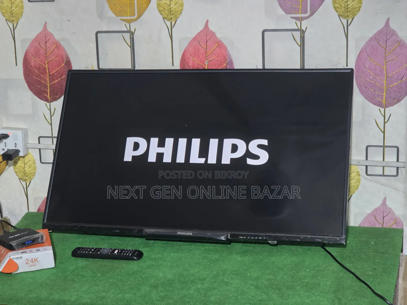 Philips 40" TV + Google TV Box (Voice Control)