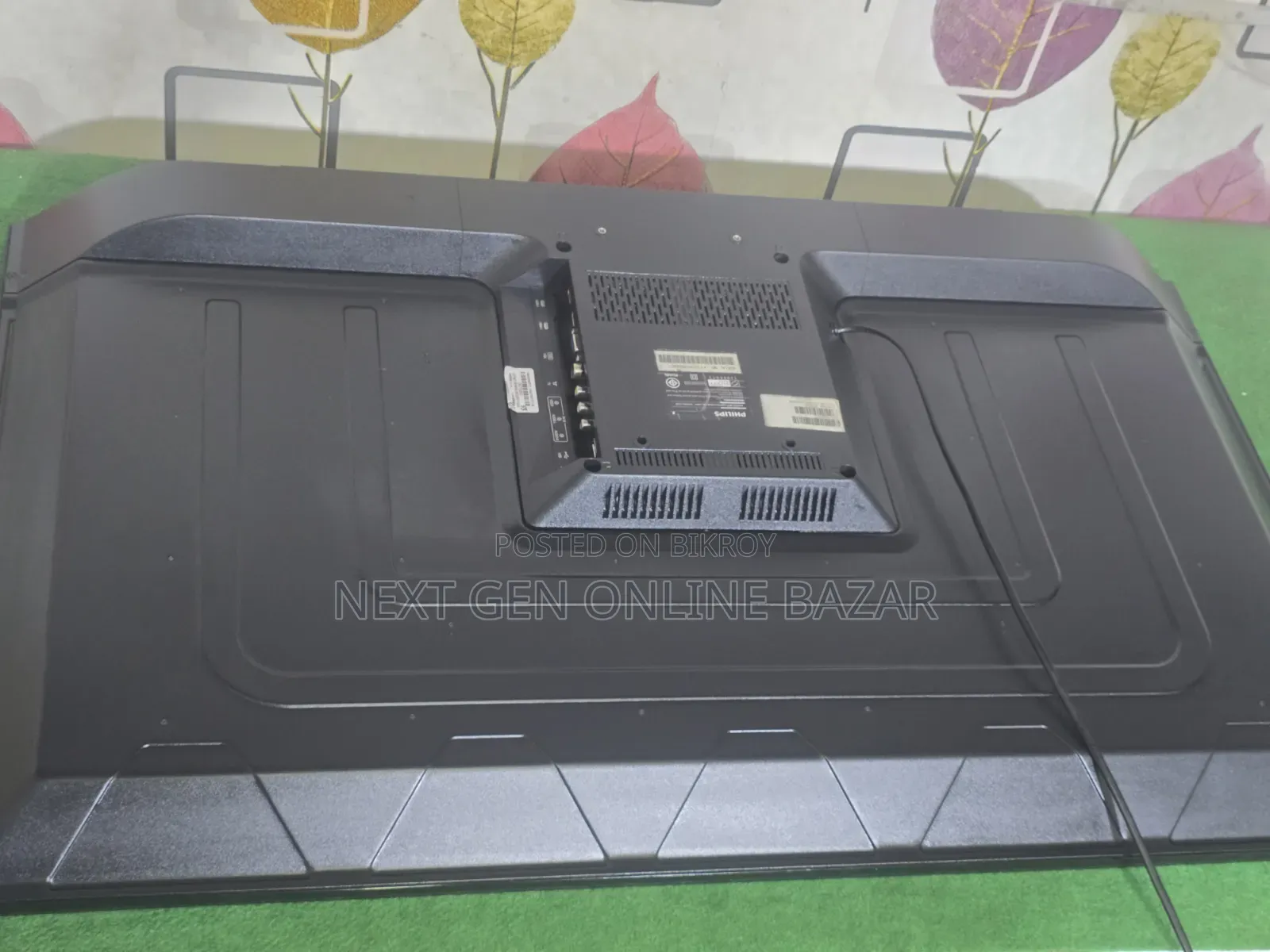Philips 40" TV + Google TV Box (Voice Control)