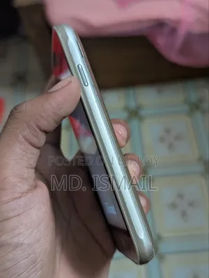 Samsung Galaxy J1 Nxt 8 GB Gold