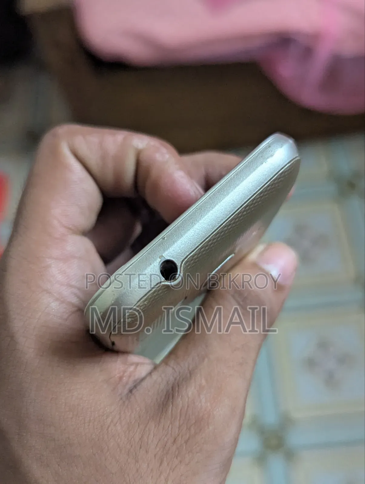Samsung Galaxy J1 Nxt 8 GB Gold