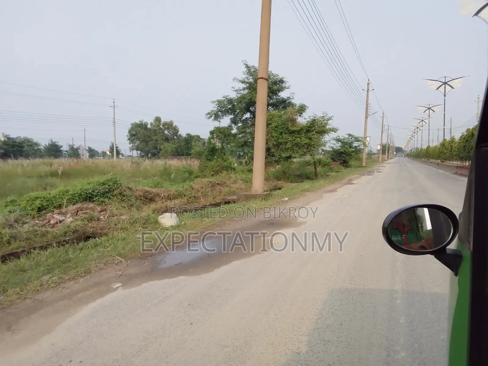 বসুন্ধরা ঢাকা কর্নার প্লোট বিক্রয়ের জন্য
