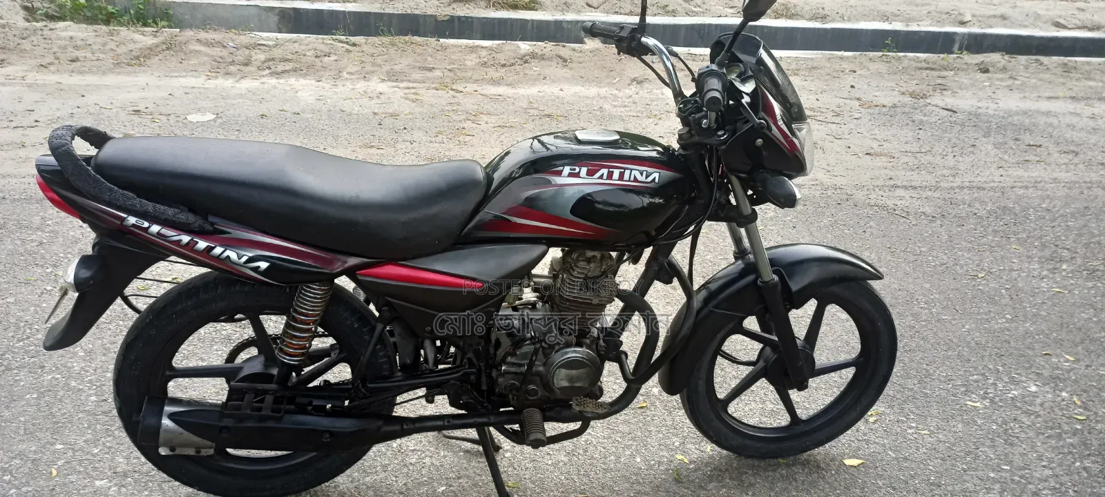 বাজাজ প্লাটিনা ১০০ ২০১৬ কালো