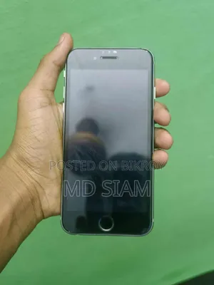 New Apple iPhone 6s 128 GB Silver