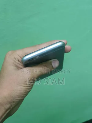 New Apple iPhone 6s 128 GB Silver