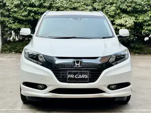 Honda Vezel 1.5 Hybrid 2-Wheel Drive 2014 Pearl