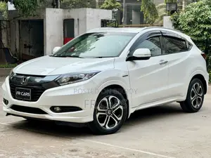 Honda Vezel 1.5 Hybrid 2-Wheel Drive 2014 Pearl