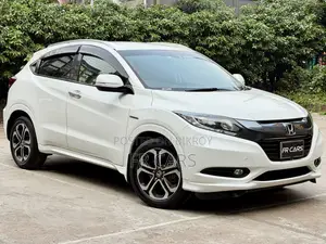 Honda Vezel 1.5 Hybrid 2-Wheel Drive 2014 Pearl